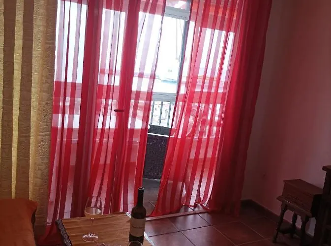 Ocean View Playa Cristianos Beachfront Лос Кристианос